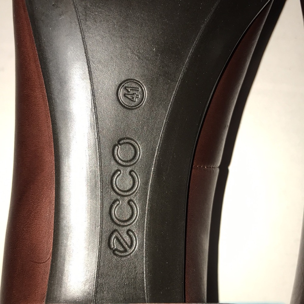 New Ecco Plain Pump -Burgundy - image 6
